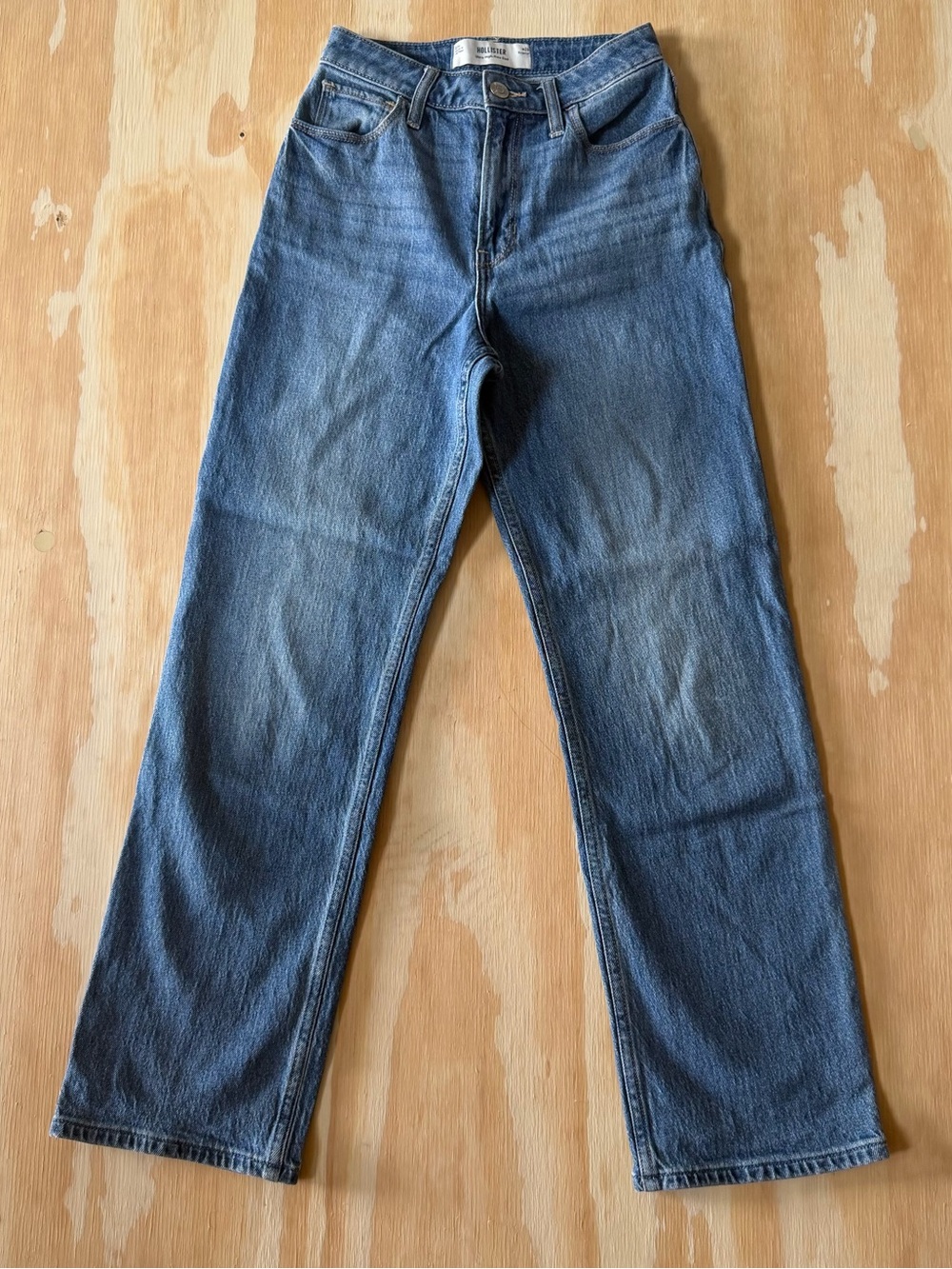 Hollister Women’s Ultra High-Rise Dad Denim Jeans
